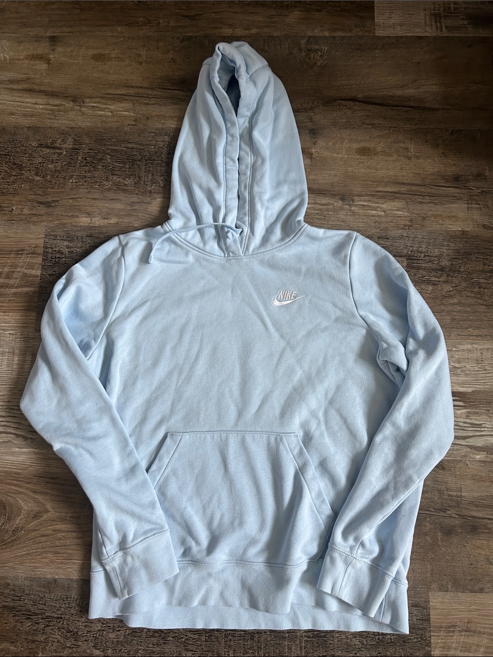 Nike women’s Pale Blue Crewneck Hoodie M